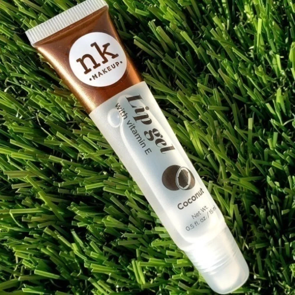 COCONUT LIP GEL WITH VITAMIN E❗️